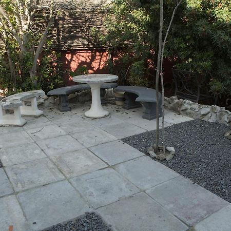 Peaceful 1-Bedroom Flatlet, 10 Min From The Beach Kaapstad Buitenkant foto